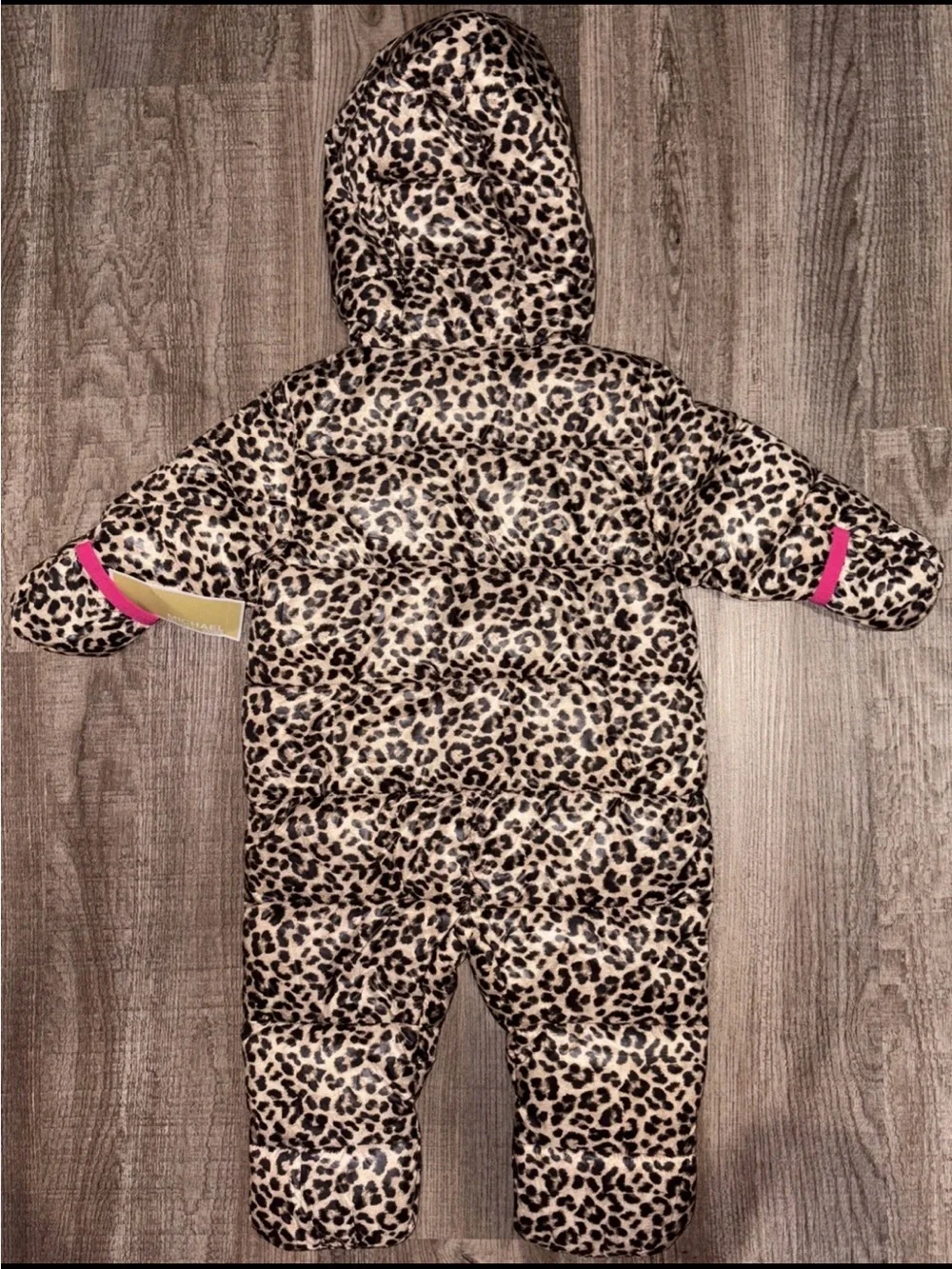 Infant girl's Michael Kors leopard print pink snowsuit hood size 0-6 M new NWT